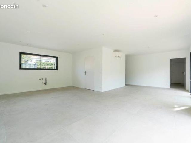 Maison 4 pièces 111 m²