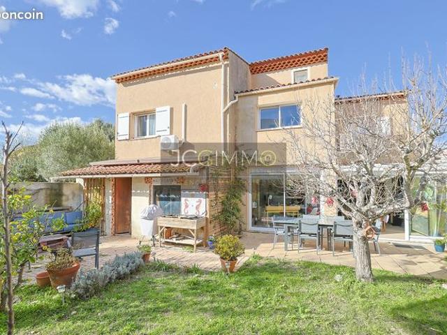 Maison 4 pièces 113 m²