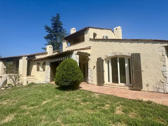 Maison 4 pièces 136 m²
