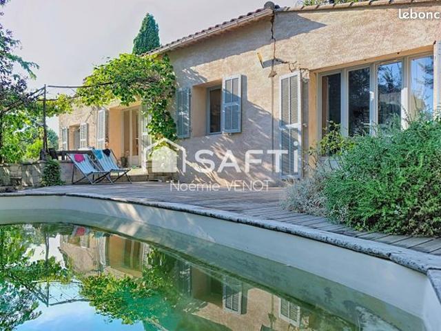 Maison 4 pièces 126 m²