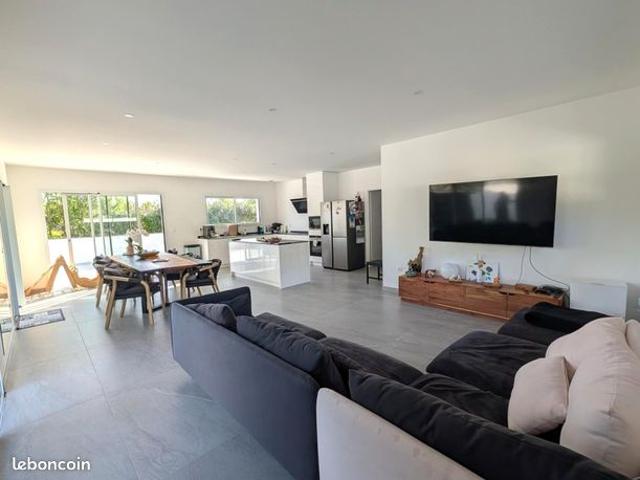 Maison 4 pièces 126 m²