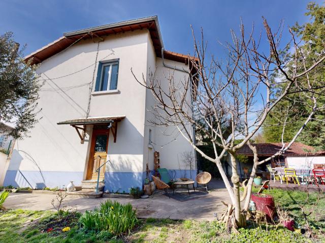 Maison 4 pièces 126 m²