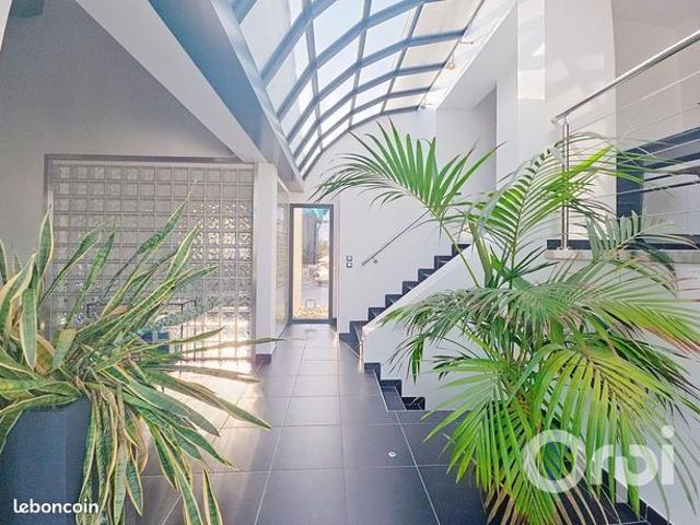 Maison 4 pièces 126 m²