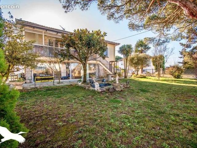 Maison 4 pièces 126 m²