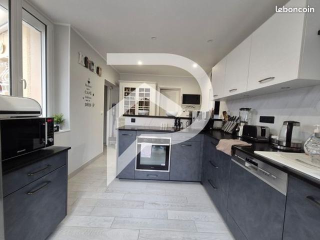 Maison 4 pièces 126 m²