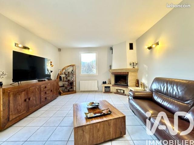 Maison 4 pièces 128 m²