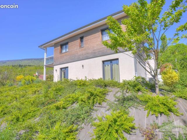 Maison 4 pièces 128 m²
