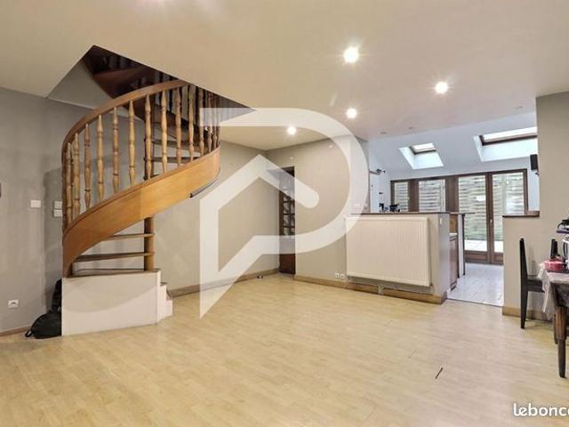 Maison 4 pièces 128 m²