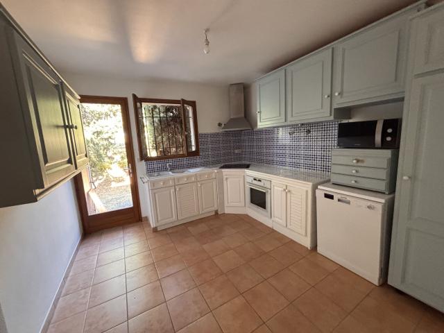 Maison 4 pièces, 129 m² à louer à Bouzigues 34140