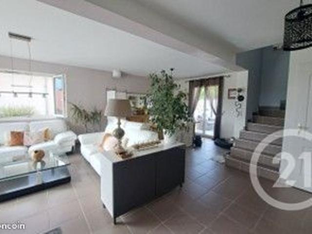 Maison 4 pièces 120 m²