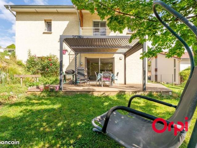 Maison 4 pièces 120 m²