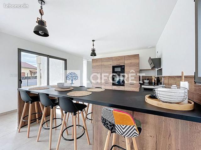 Maison 4 pièces 120 m²