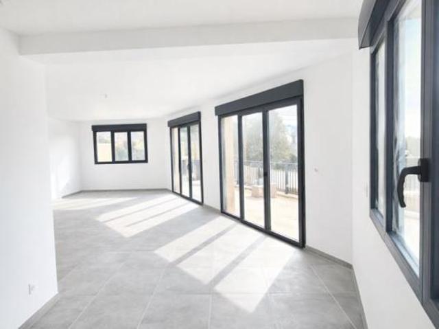 Maison 4 pièces 120 m²