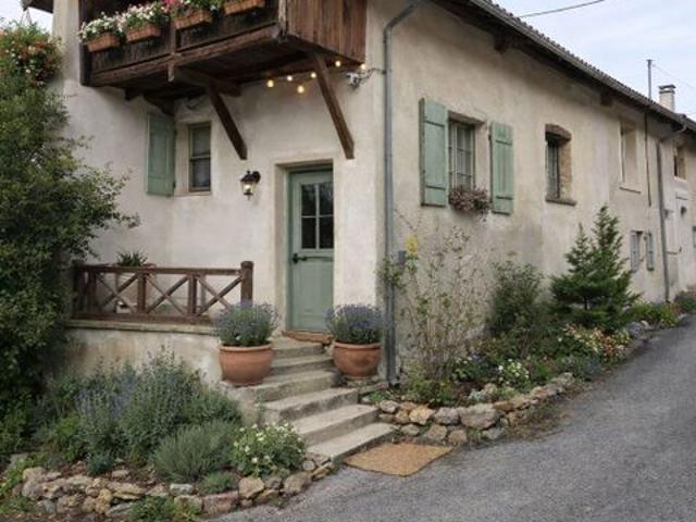 Maison 4 pièces, 120 m² à louer à Jujurieux 01640