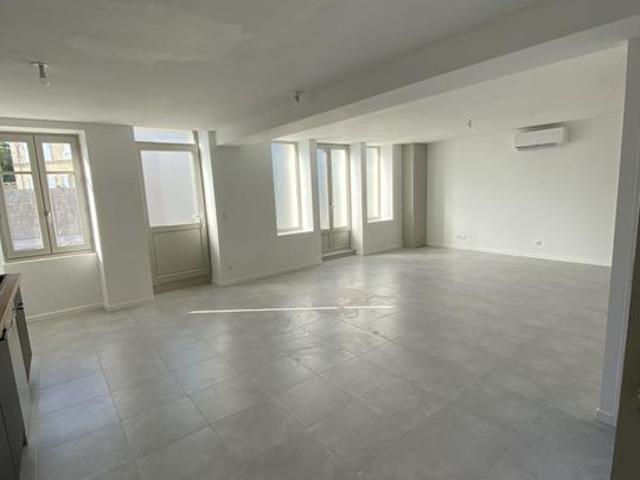 Maison 4 pièces, 120 m² à louer à Val de Cognac 16370