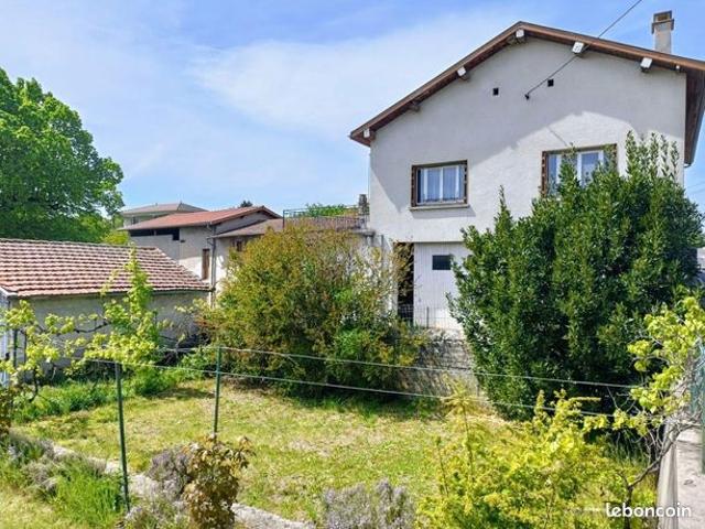 Maison 4 pièces 121 m²