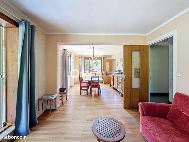 Maison 4 pièces 121 m²