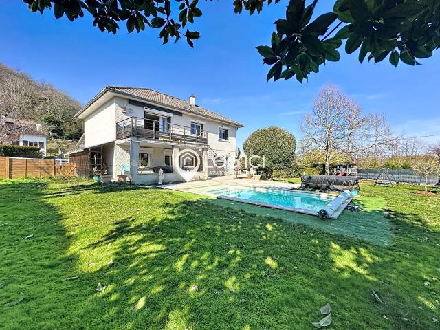 Maison 4 pièces 121 m²