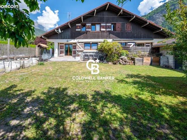 Maison 6 pièces 121 m²