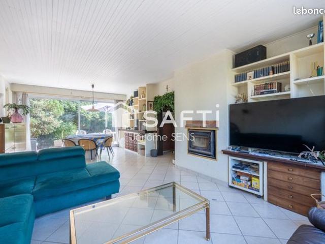 Maison 4 pièces 121 m²