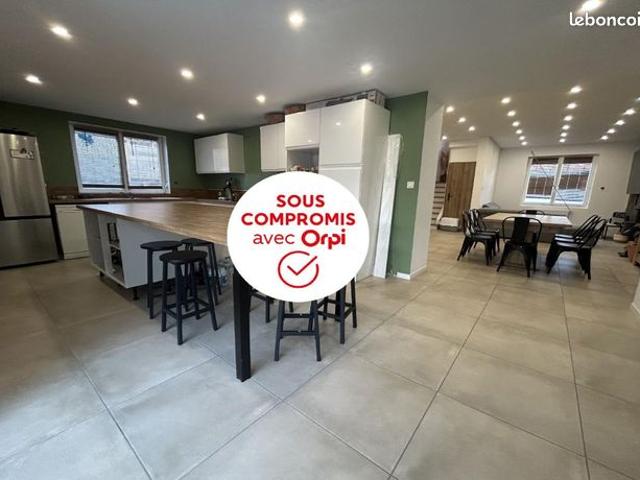Maison 4 pièces 121 m²