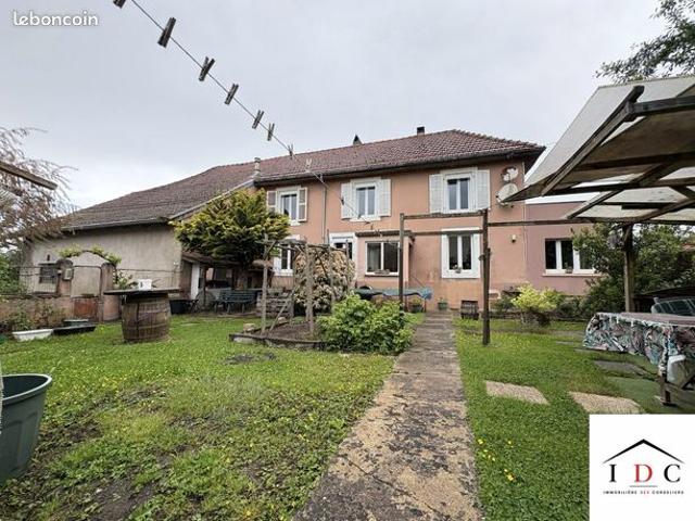 Maison 4 pièces 121 m²
