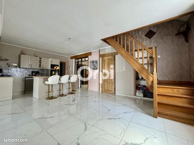 Maison 4 pièces 122 m²