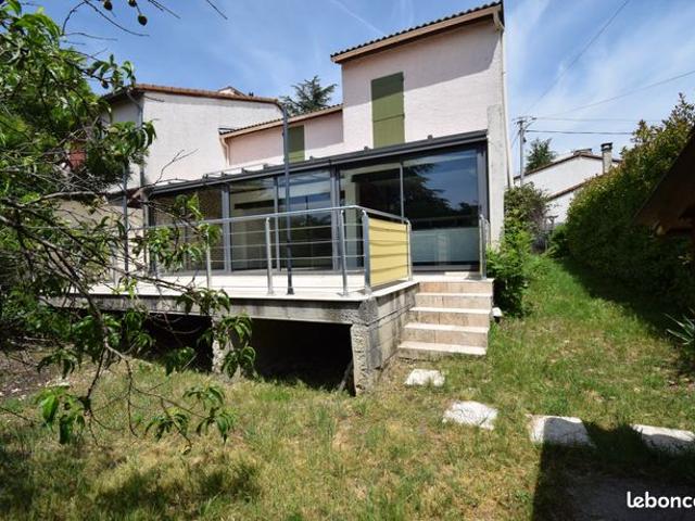 Maison 4 pièces 122 m²
