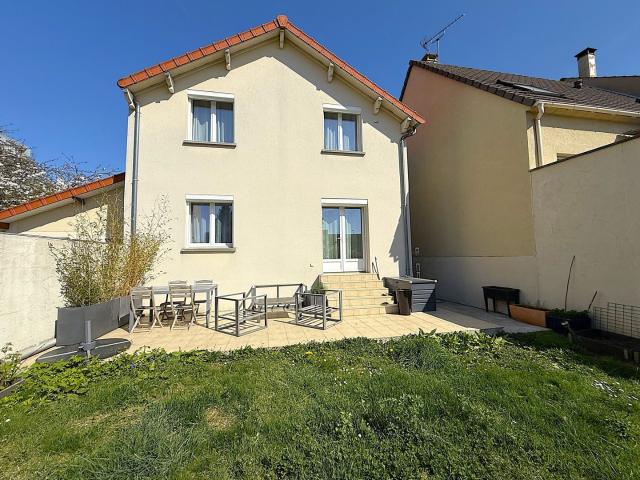 Maison 4 pièces 122 m²