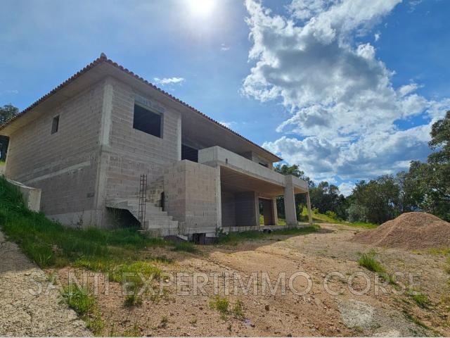Maison 4 pièces 122 m²