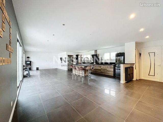 Maison 4 pièces 123 m²