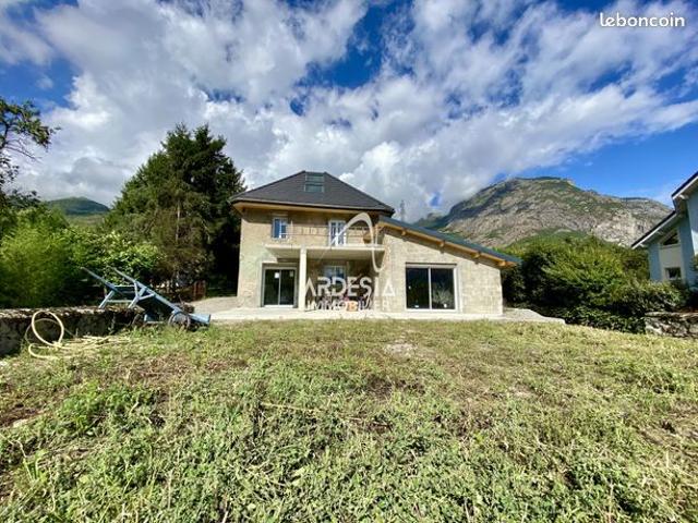 Maison 4 pièces 123 m²