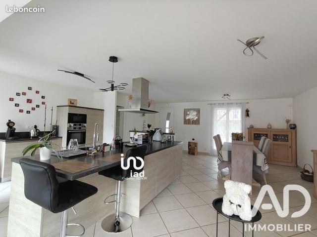 Maison 4 pièces 123 m²