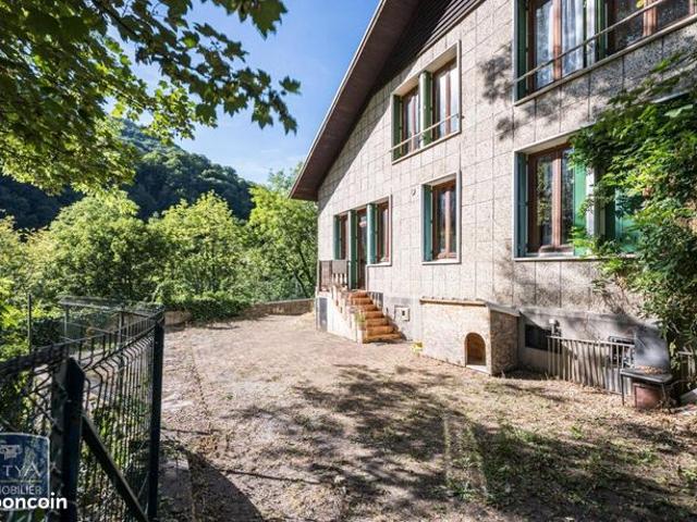 Maison 4 pièces 134 m²