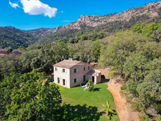 Maison 4 pièces 134 m²
