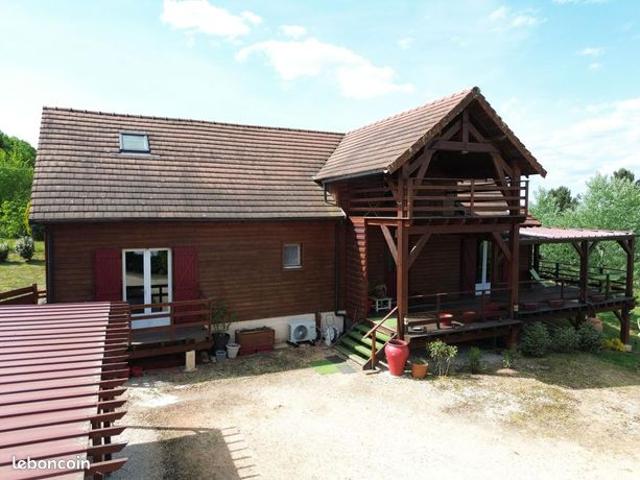 Maison 4 pièces 134 m²