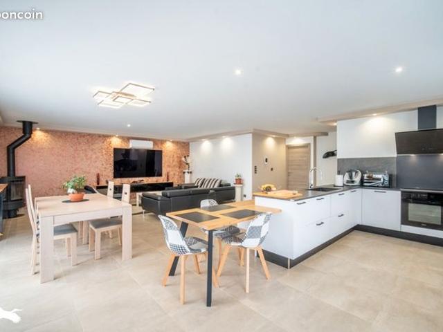 Maison 4 pièces 134 m²