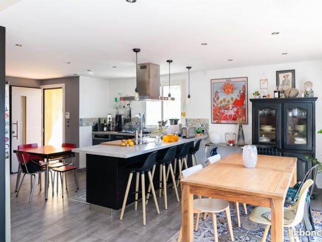 Maison 4 pièces 134 m²