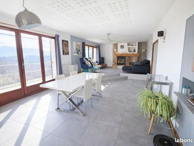 Maison 4 pièces 135 m²