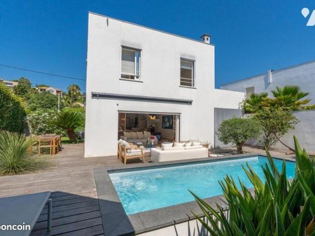 Maison 4 pièces 135 m²