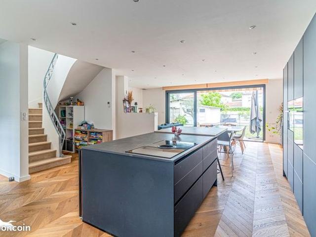 Maison 4 pièces 125 m²