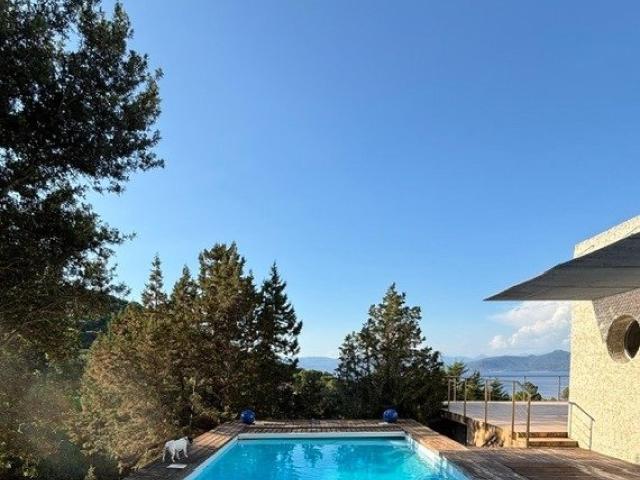 Maison 4 pièces 135 m²