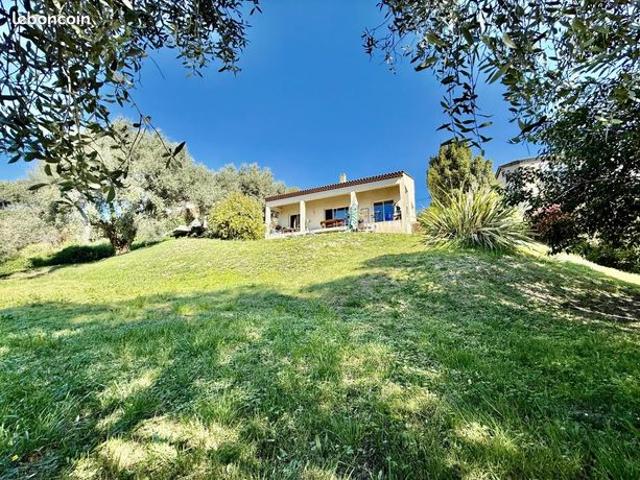 Maison 4 pièces 135 m²