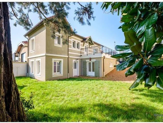 Maison 4 pièces 135 m²