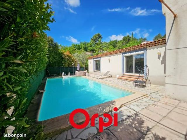 Maison 4 pièces 135 m²
