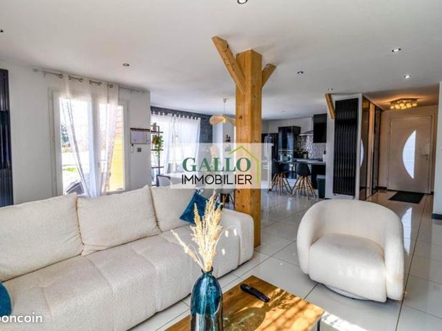 Maison 4 pièces 135 m²