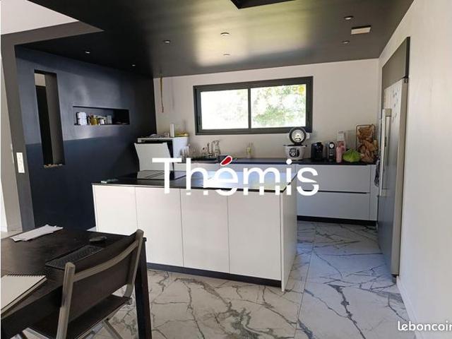 Maison 4 pièces 135 m²