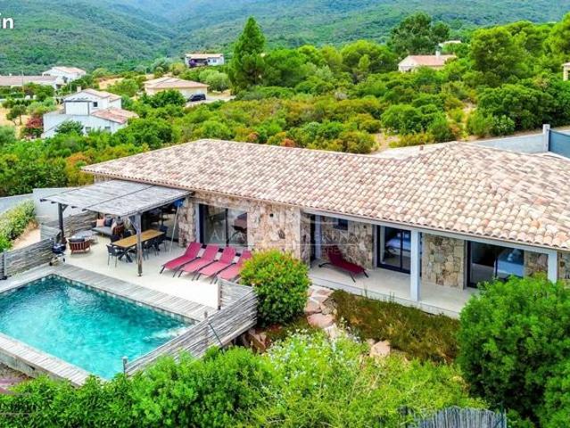 Maison 4 pièces 135 m²