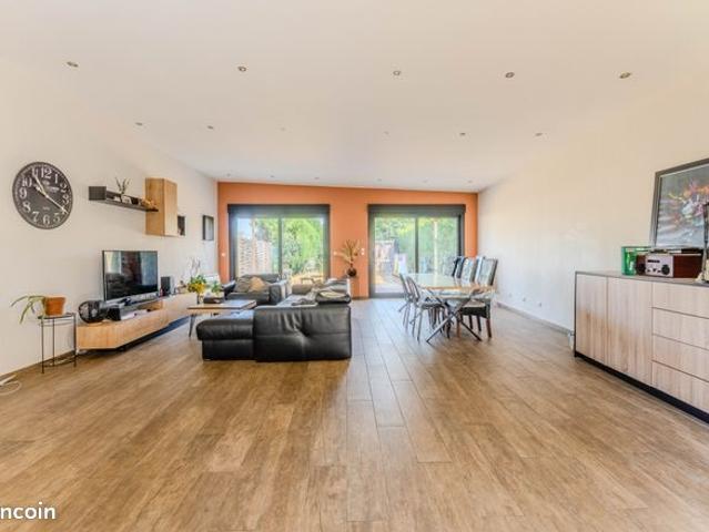 Maison 4 pièces 136 m²