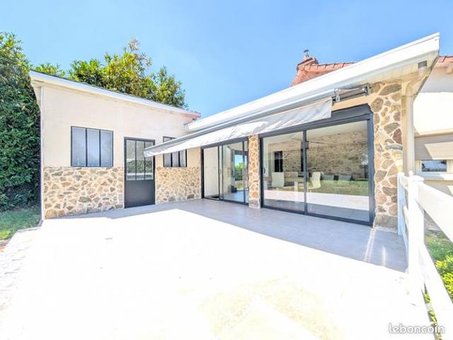 Maison 4 pièces 136 m²